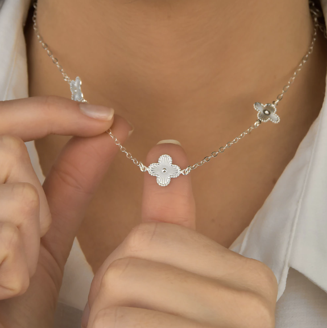 Choker 5 Trevos Martelado